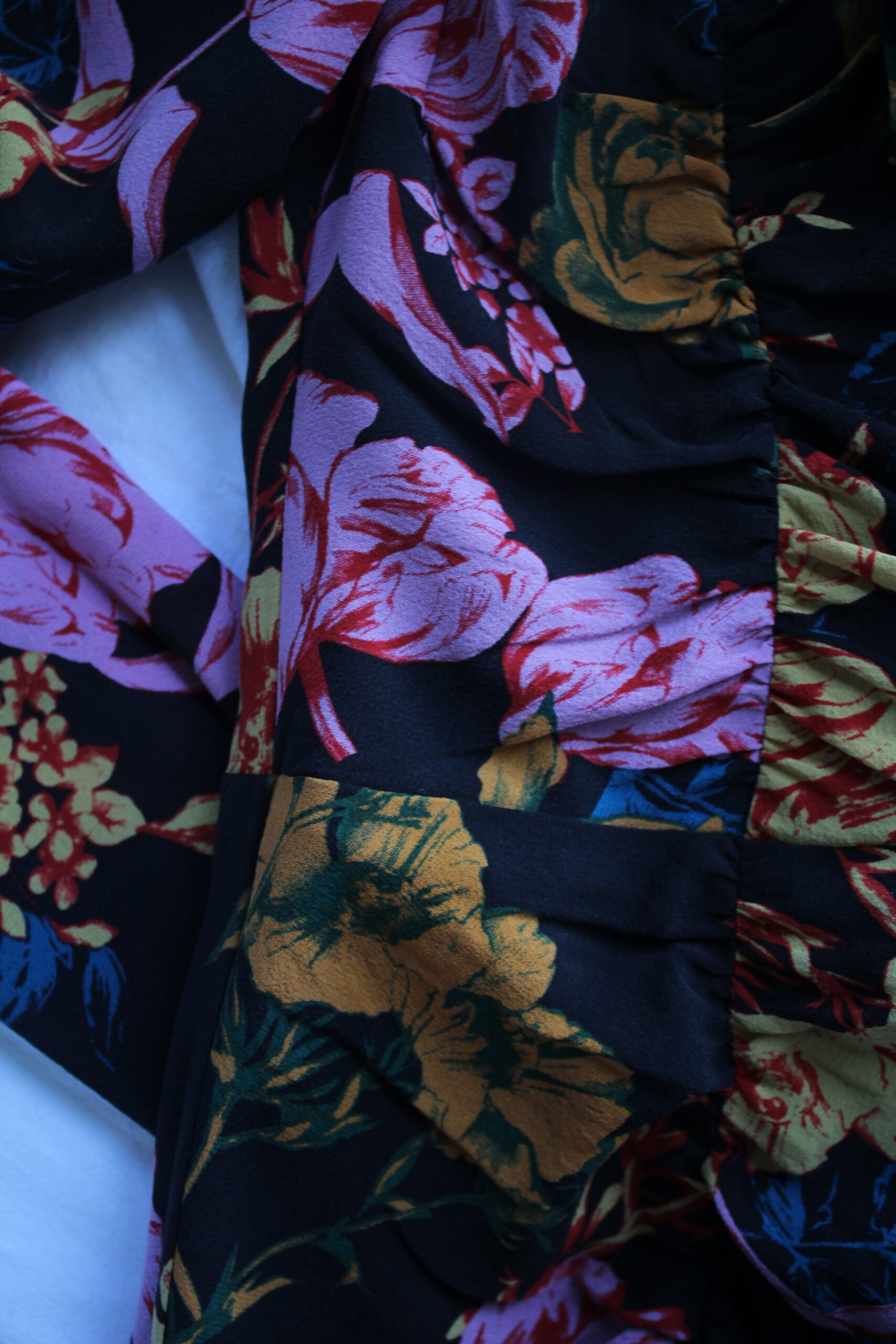 Jedwab, S, Whistles - obrazek 6